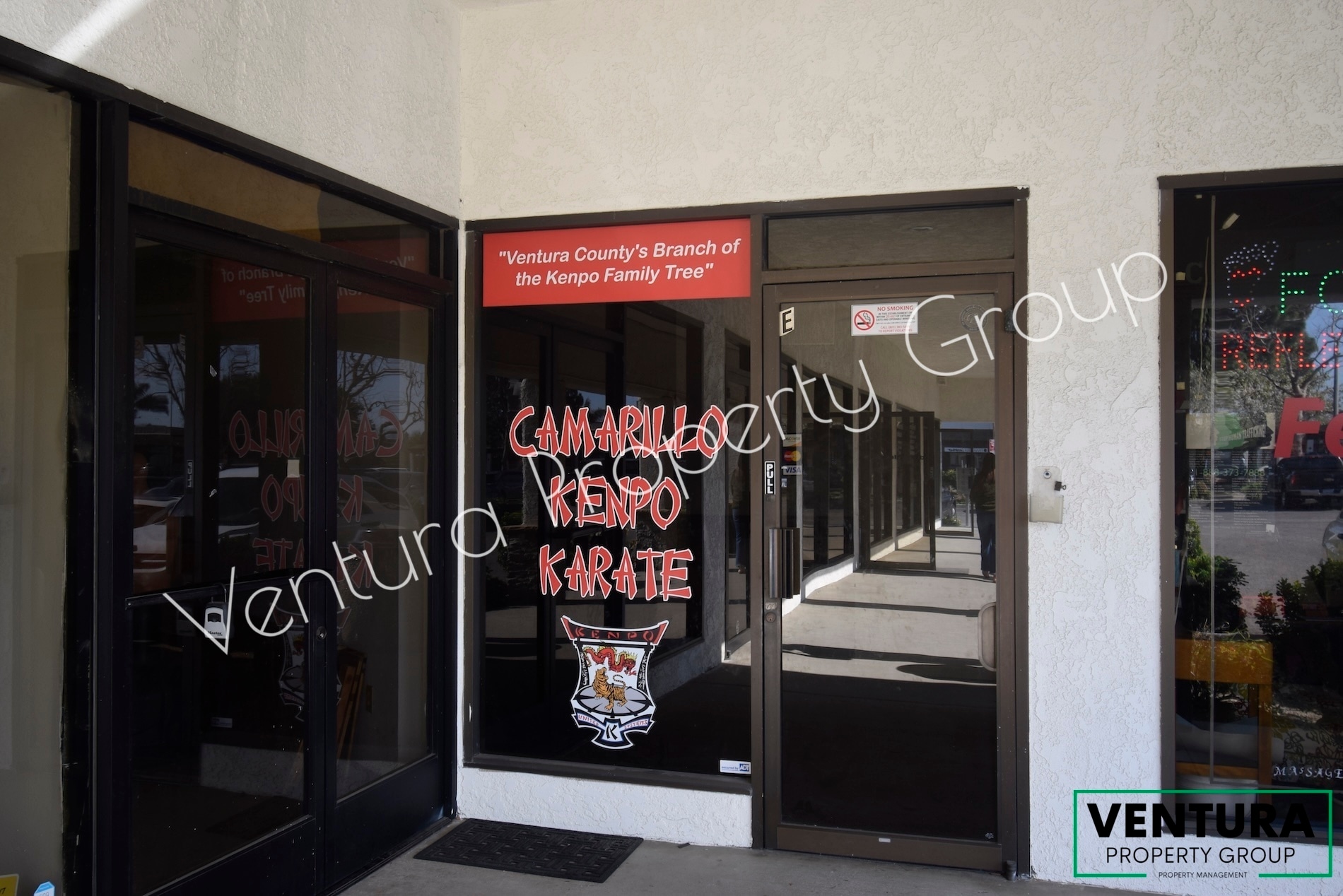 596 Mobil Ave, Camarillo, CA à louer Photo de l’immeuble– Image 1 sur 5