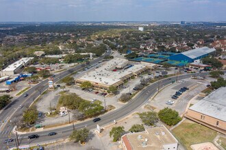 2235 Thousand Oaks Dr, San Antonio, TX - Vue aérienne vue de carte