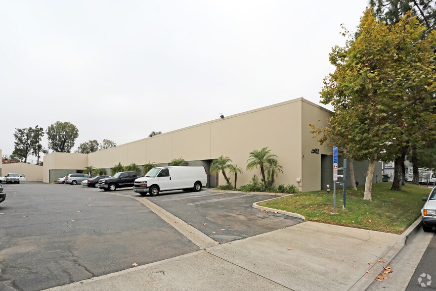 25652 Taladro Cir, Mission Viejo, CA à louer - Photo de l’immeuble – Image 2 sur 9