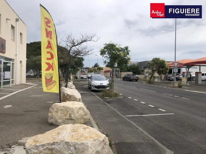 1 Avenue Clément Ader, Istres à louer - Photo de l’immeuble – Image 3 sur 4