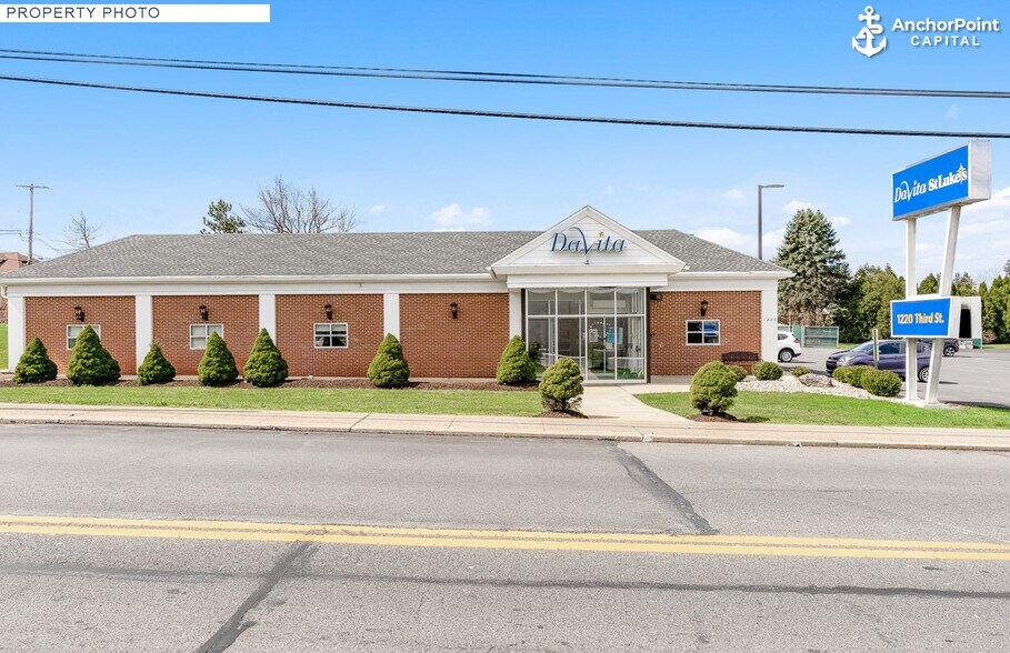 1220 3rd St, Whitehall, PA à vendre - Photo de l’immeuble – Image 3 sur 6