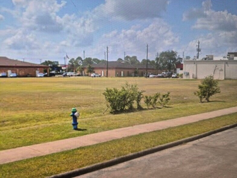 Broadway St & Alexander Lane, Pearland, TX à vendre - Photo intérieure – Image 2 sur 2