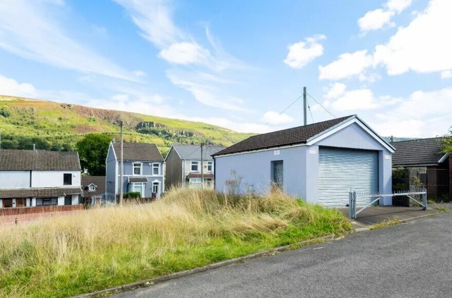 Bottom of Carlton Ter, Merthyr Tydfil à vendre - Photo de l’immeuble – Image 1 sur 8