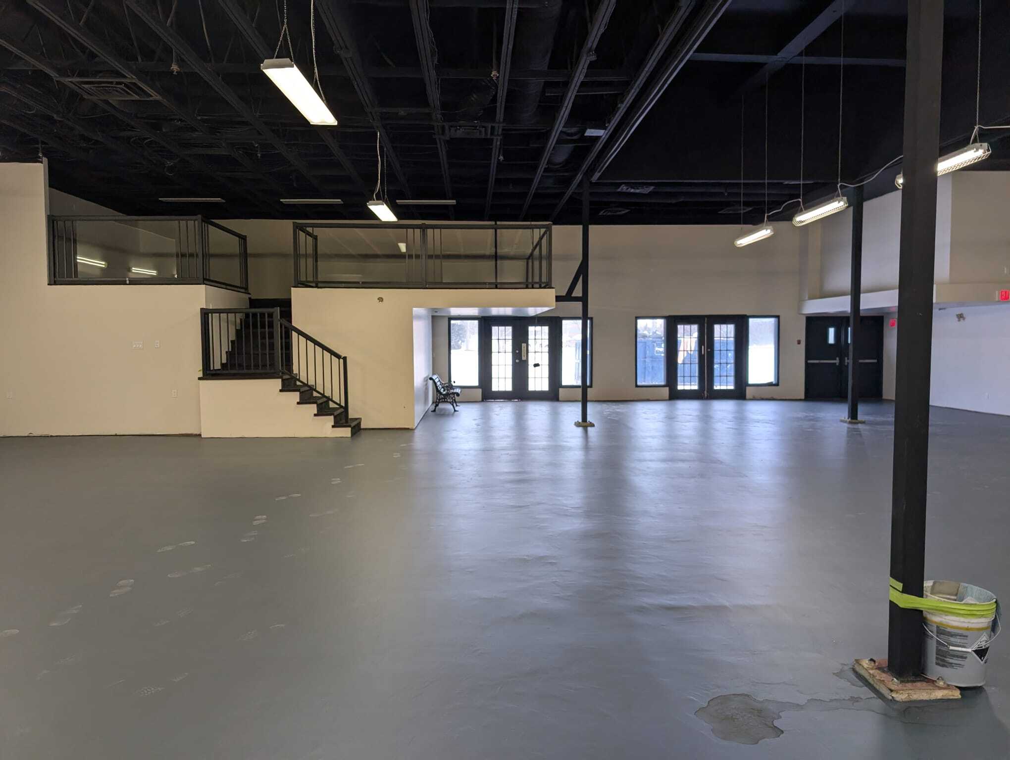 4311 49 Ave, Red Deer, AB à louer Photo intérieure– Image 1 sur 1