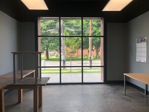 1001-1021 N Limestone St, Lexington, KY à louer Photo intérieure– Image 1 sur 6