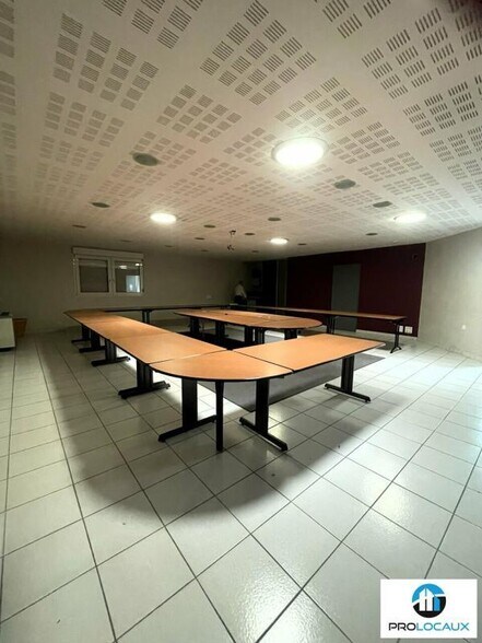 Local d'activités dans Villefranche-sur-Saône à vendre - Photo intérieure – Image 3 sur 3