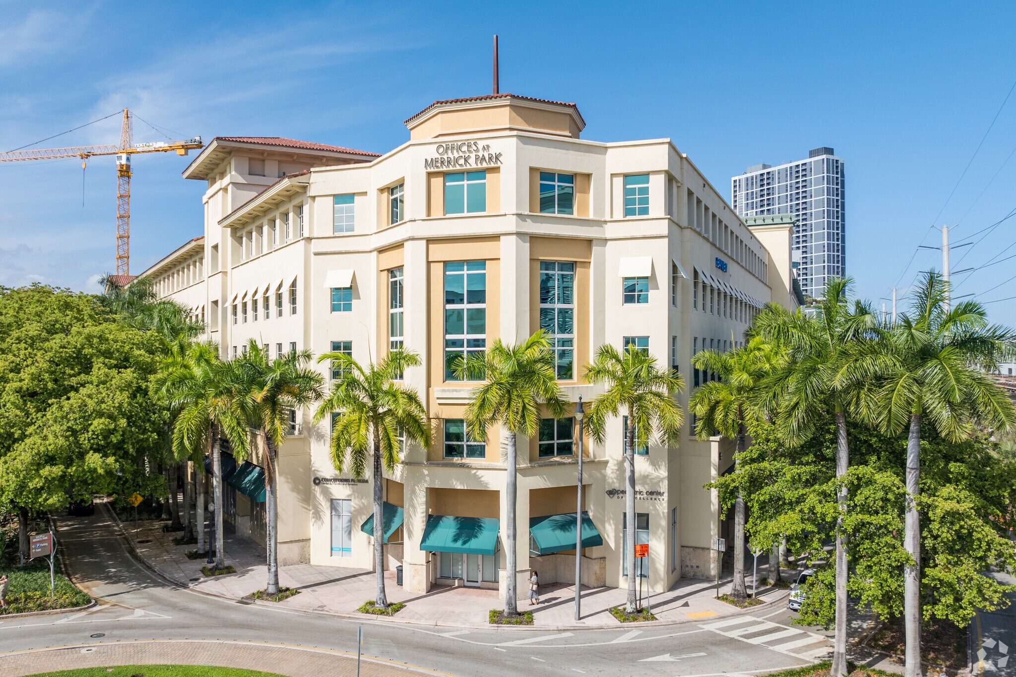4425 ponce de leon Blvd, Coral Gables, FL à louer Photo principale– Image 1 sur 7