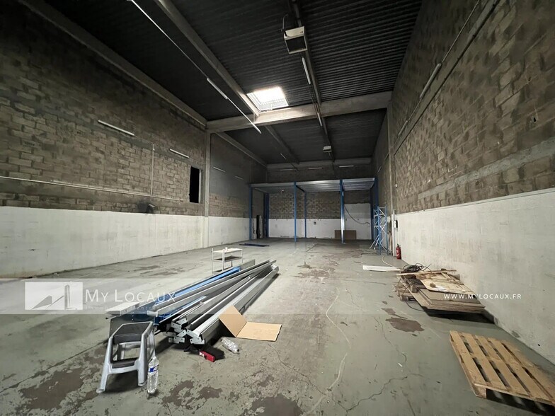 Industriel/Logistique dans Gennevilliers à louer - Photo de l’immeuble – Image 2 sur 5