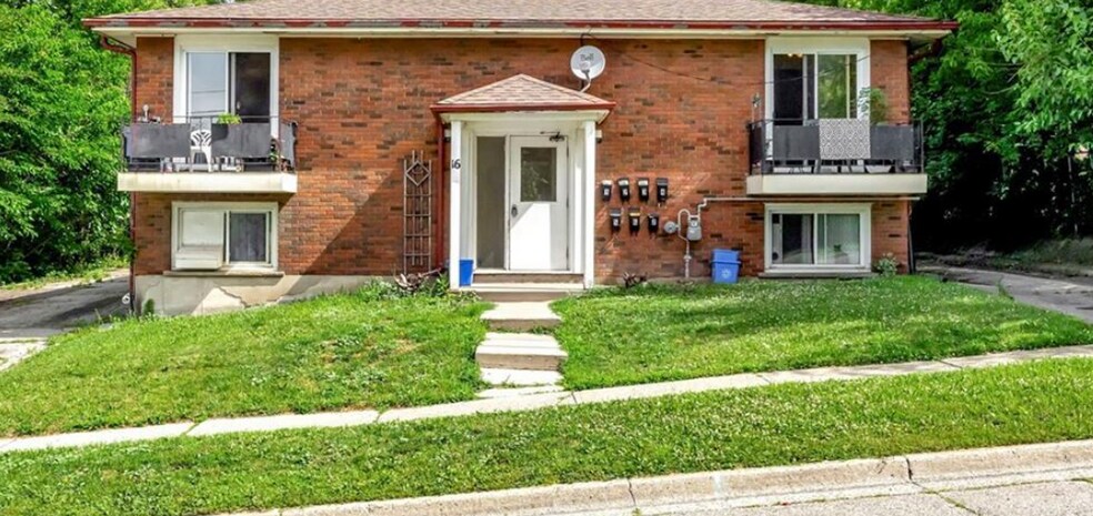16 East Ave, Brantford, ON à vendre - Photo principale – Image 1 sur 2