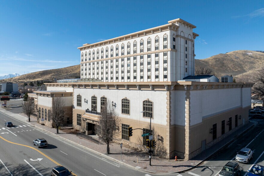 600 S Carson St, Carson City, NV à vendre - Photo de l’immeuble – Image 3 sur 23