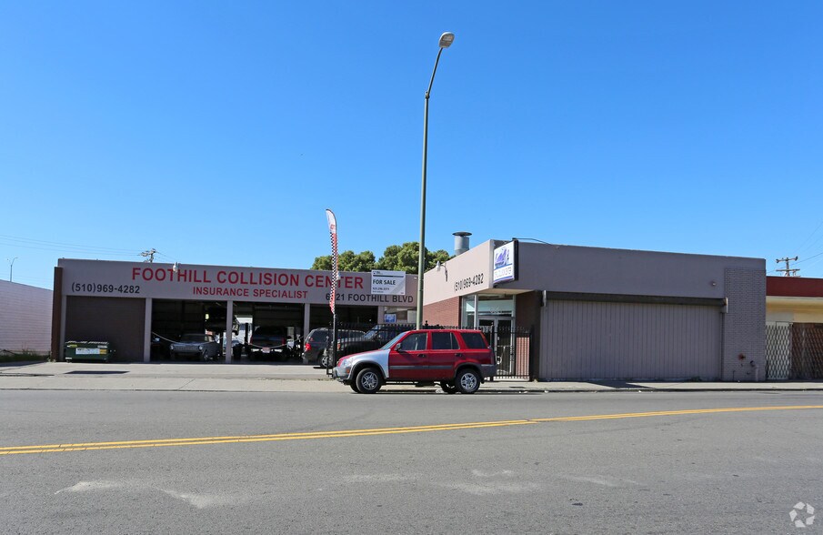6821 Foothill Blvd, Oakland, CA à vendre - Photo de l’immeuble – Image 2 sur 34