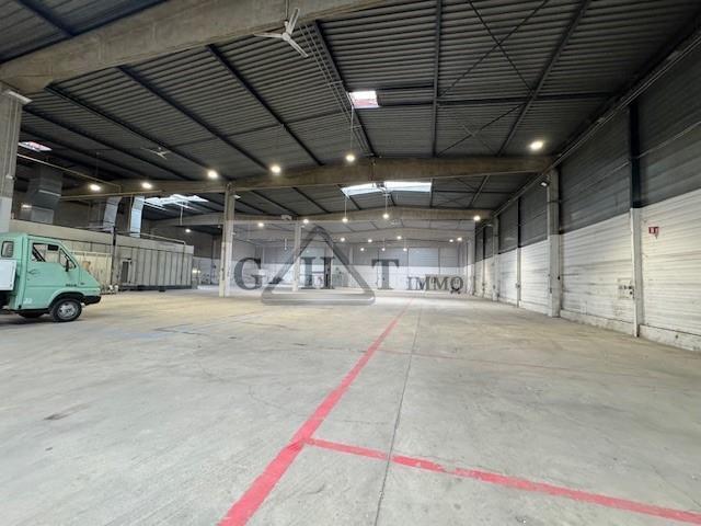 Industriel/Logistique dans Morangis à louer - Photo de l’immeuble – Image 3 sur 3