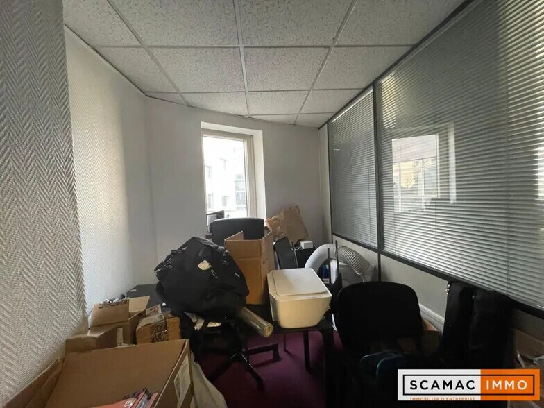 Bureau dans Le Kremlin-Bicêtre à vendre - Photo intérieure – Image 2 sur 9