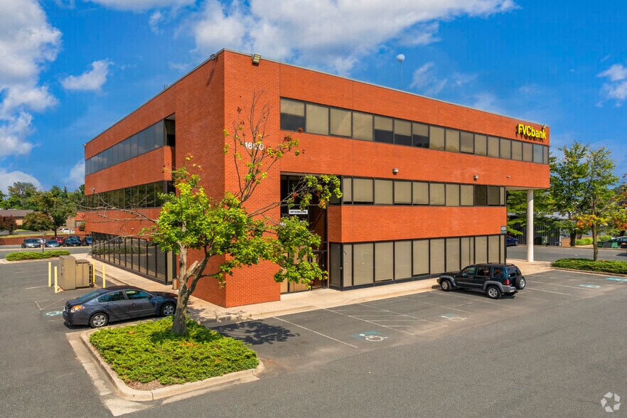 1600 E Gude Dr, Rockville, MD à louer - Photo de l’immeuble – Image 2 sur 3