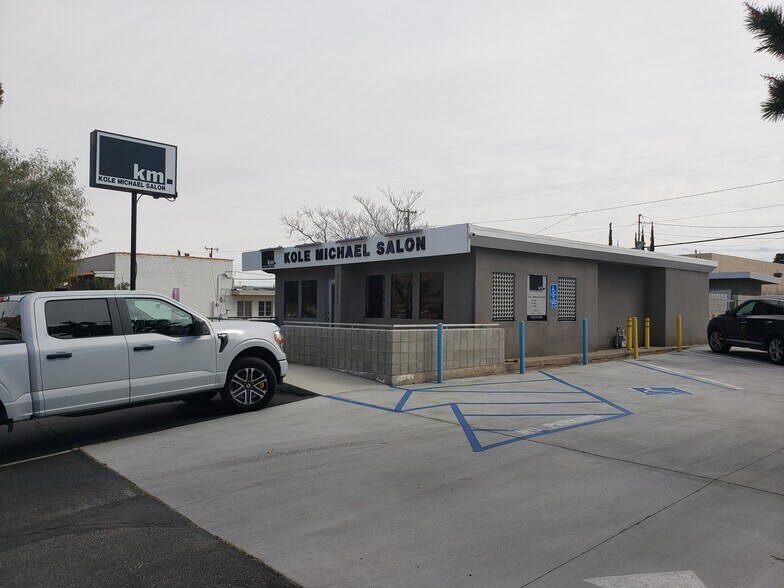 55501 Twentynine Palms Hwy, Yucca Valley, CA à vendre - Photo de l’immeuble – Image 3 sur 10