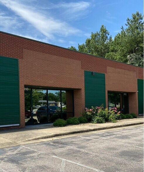 7300-7314 Vanclaybon Dr, Apex, NC à louer - Photo principale – Image 1 sur 17