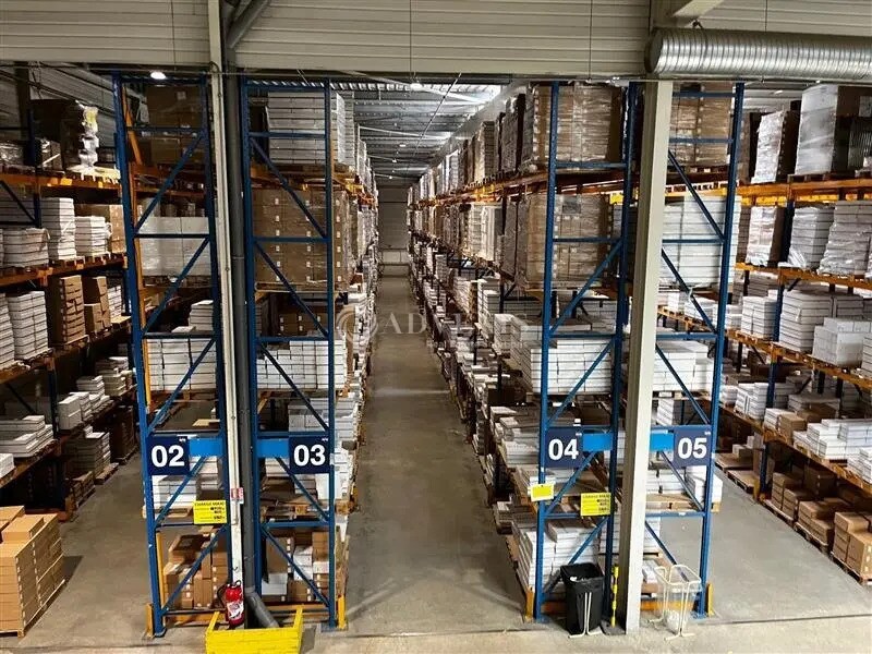 Industriel/Logistique dans Montbazon à vendre Photo de l’immeuble– Image 1 sur 9