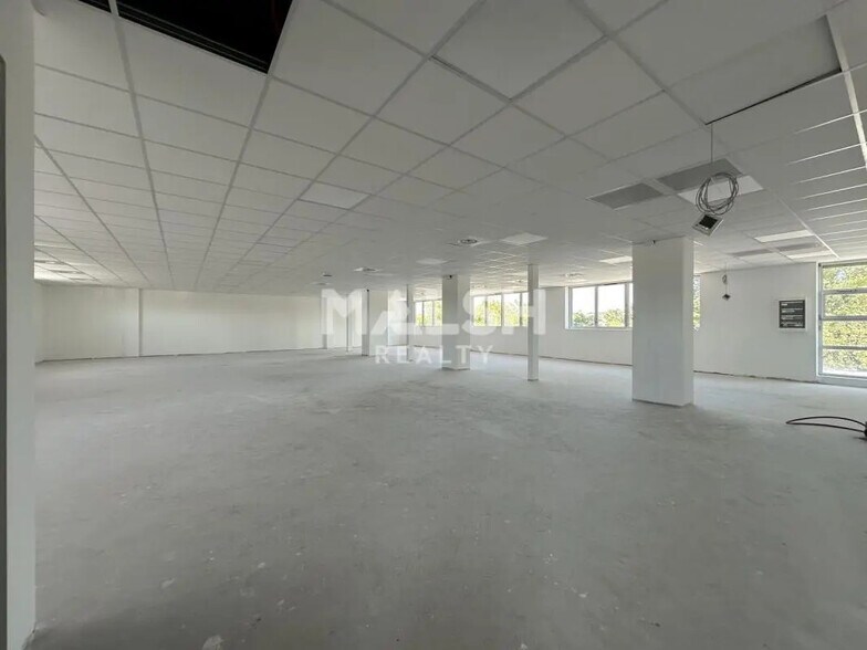 Bureau dans Villefranche-sur-Saône à louer - Photo de l’immeuble – Image 2 sur 10