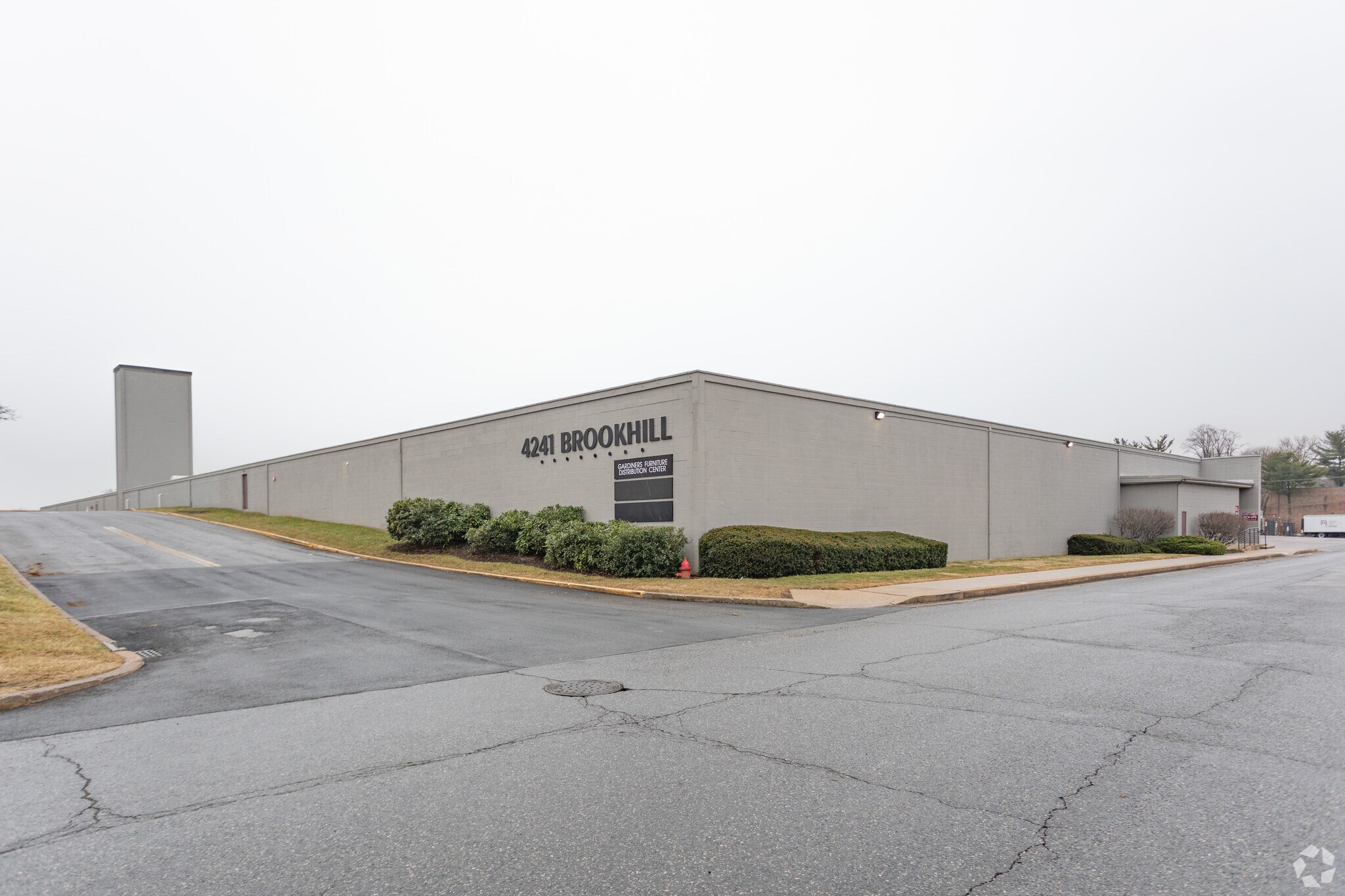 4241 Brookhill Rd, Baltimore, MD à louer Photo de l’immeuble– Image 1 sur 21