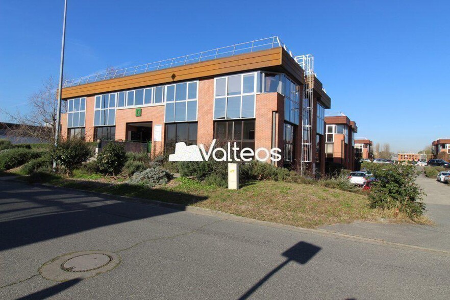 50 Rue Jean Bart, Labège à louer - Photo de l’immeuble – Image 1 sur 15