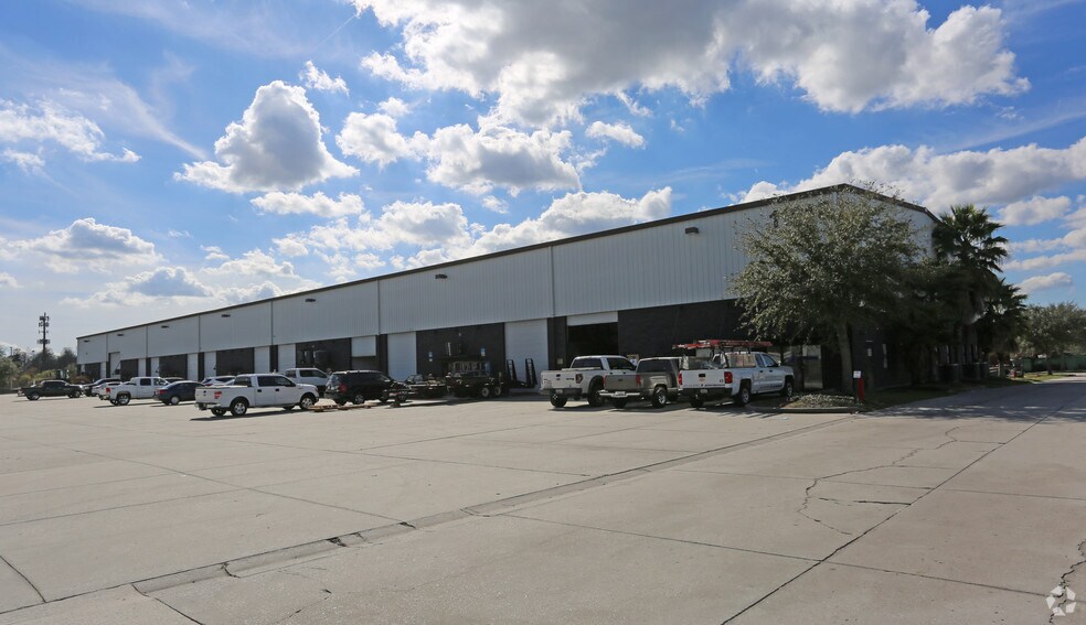 11316 Boggy Creek Rd, Orlando, FL à louer - Photo principale – Image 1 sur 6