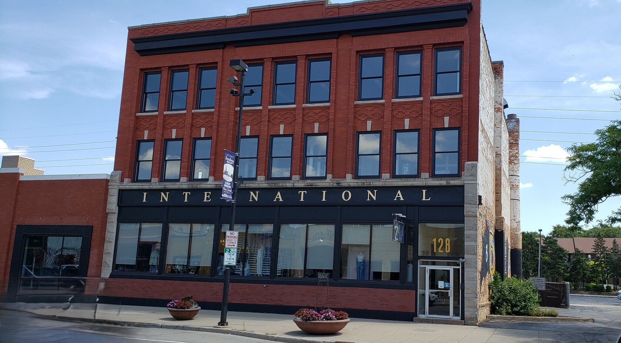 128 N Broadway, Green Bay, WI à louer Photo intérieure– Image 1 sur 9