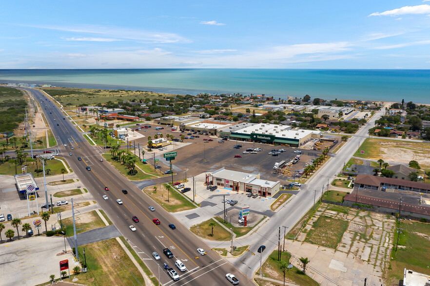 1723 Highway 100, Port Isabel, TX à louer - Photo de l’immeuble – Image 2 sur 9