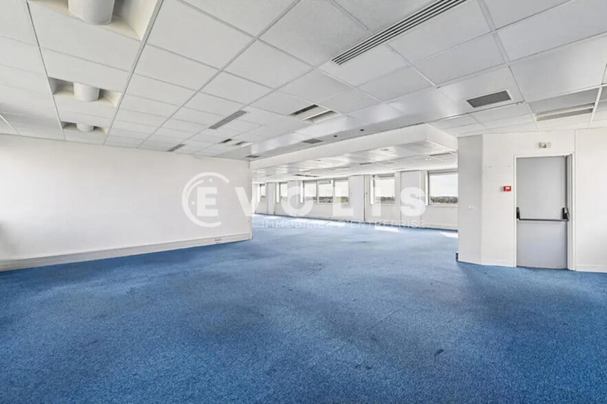 12-14 Rue Du Centre, Noisy-le-Grand à louer - Photo de l’immeuble – Image 3 sur 14