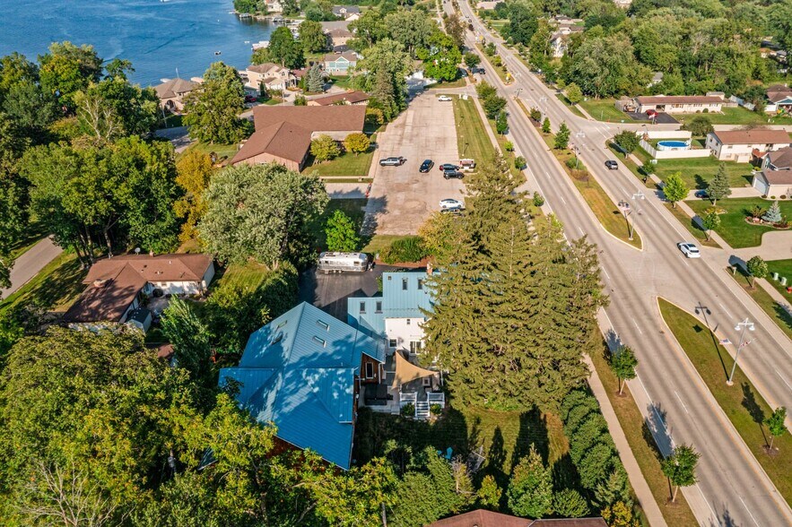 S77W18512 Janesville Rd, Muskego, WI à vendre - Aérien – Image 2 sur 68