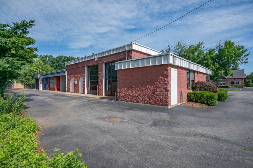 386 Daniel Webster Hwy, Merrimack, NH à vendre - Photo de l’immeuble – Image 3 sur 17