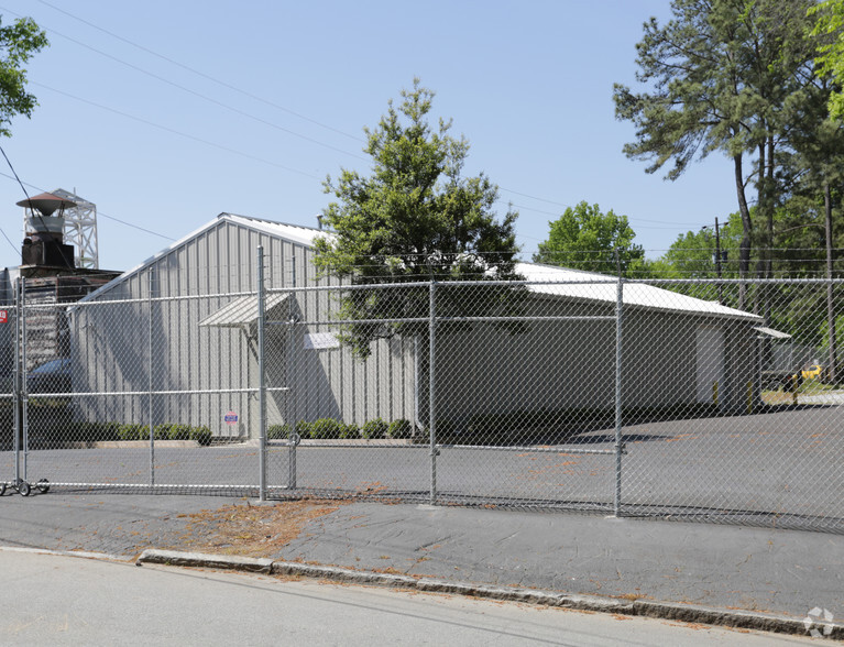 2060 Liddell Dr NE, Atlanta, GA à louer - Photo principale – Image 3 sur 6
