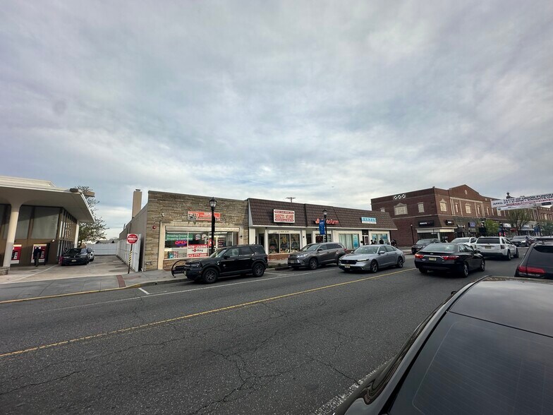 1055 Stuyvesant Ave, Union Township, NJ à louer - Photo de l’immeuble – Image 2 sur 3