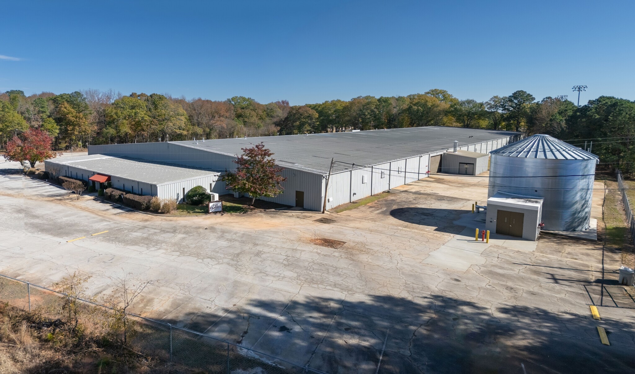 1 Leggett Rd, Social Circle, GA à louer Photo intérieure– Image 1 sur 5