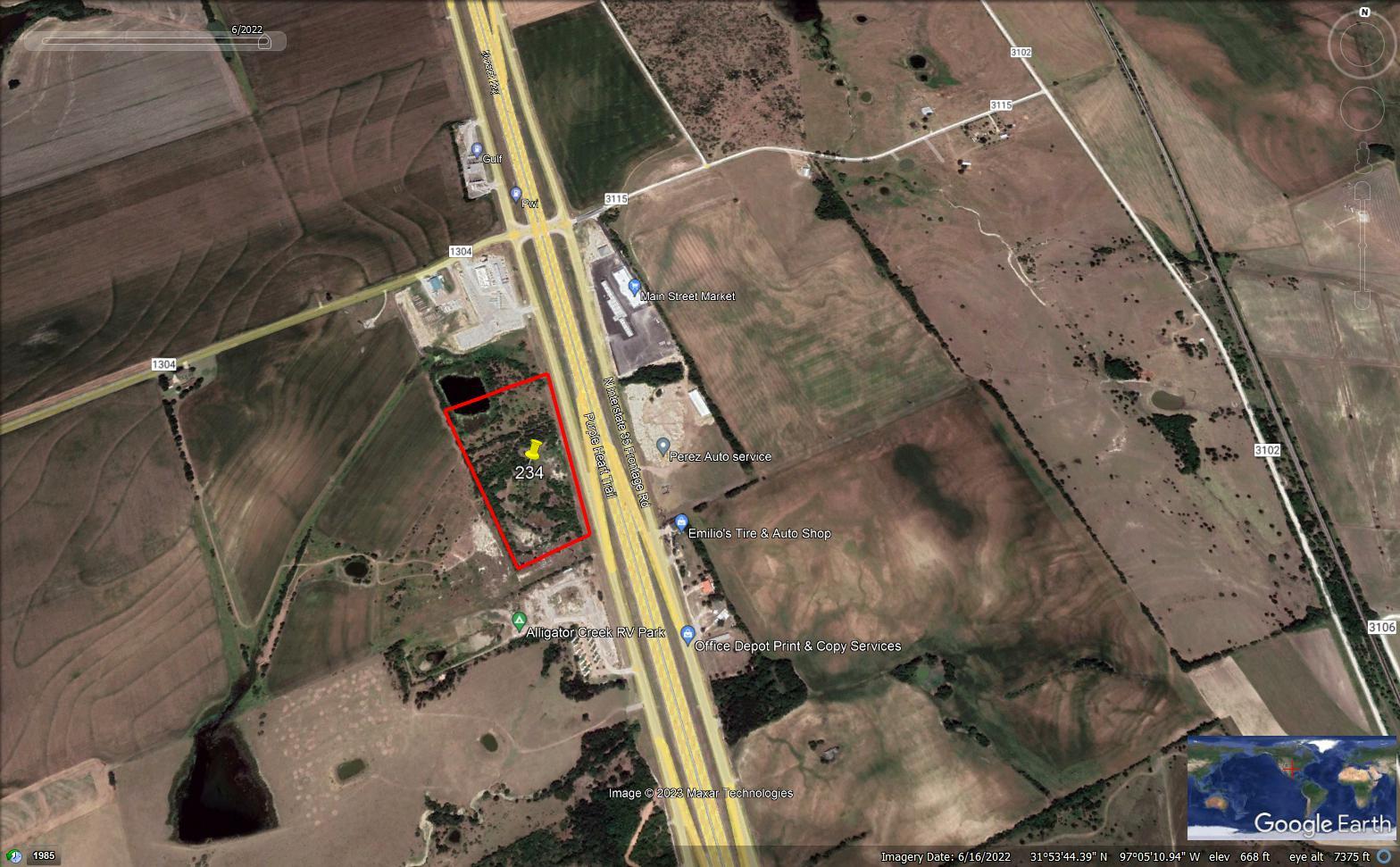 West Side of I-35 Feeder Road South of FM 1304, Abbott, TX à vendre Photo principale– Image 1 sur 3
