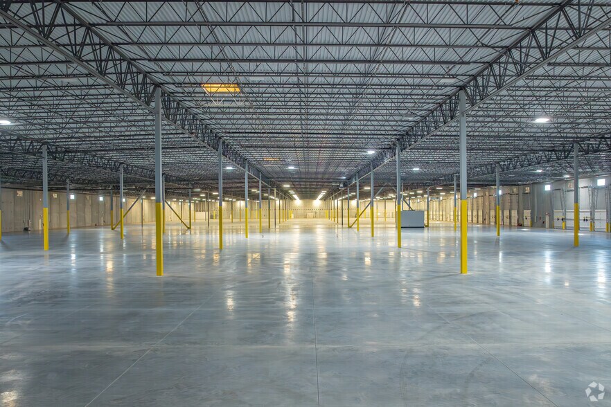 2350 Corporate Park Drive, Mebane, NC à louer - Photo intérieure – Image 3 sur 20