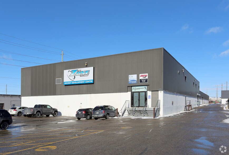 483 Conestogo Rd, Waterloo, ON à louer - Photo de l’immeuble – Image 2 sur 19