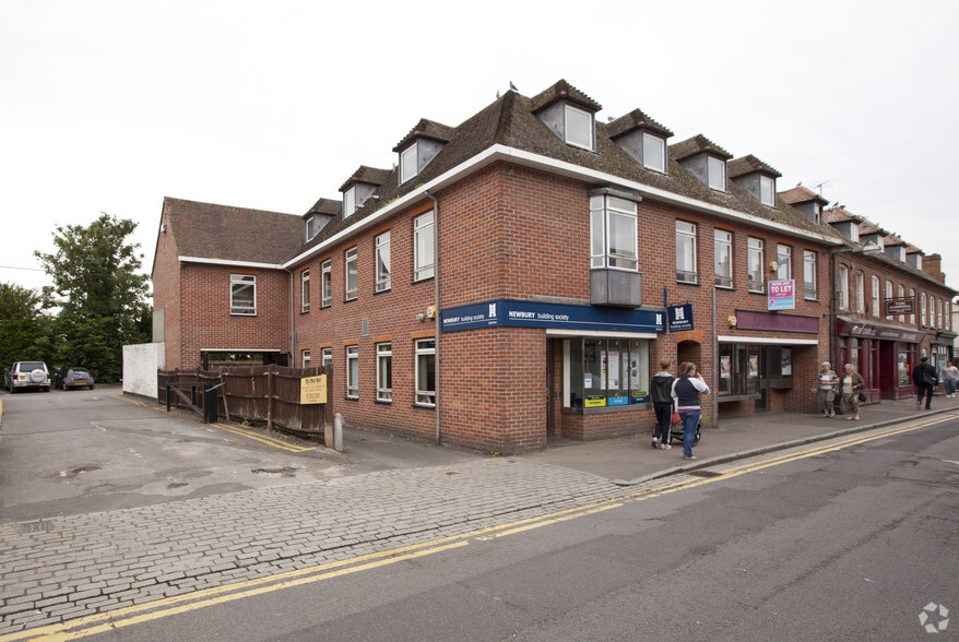 6-14 High St, Thatcham à louer - Photo principale – Image 1 sur 4