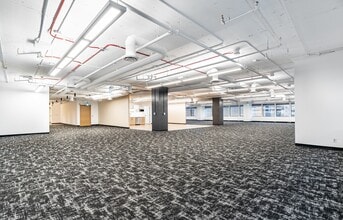 112 Kent St, Ottawa, ON à louer Photo intérieure– Image 2 sur 6