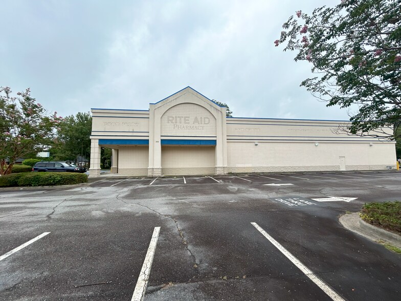 806 E Ash St, Goldsboro, NC à vendre - Photo de l’immeuble – Image 2 sur 5