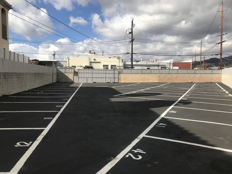 418 S Lake St, Burbank, CA à louer - Autre – Image 2 sur 5