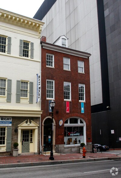 333 N Charles St, Baltimore, MD à louer - Photo de l’immeuble – Image 2 sur 22