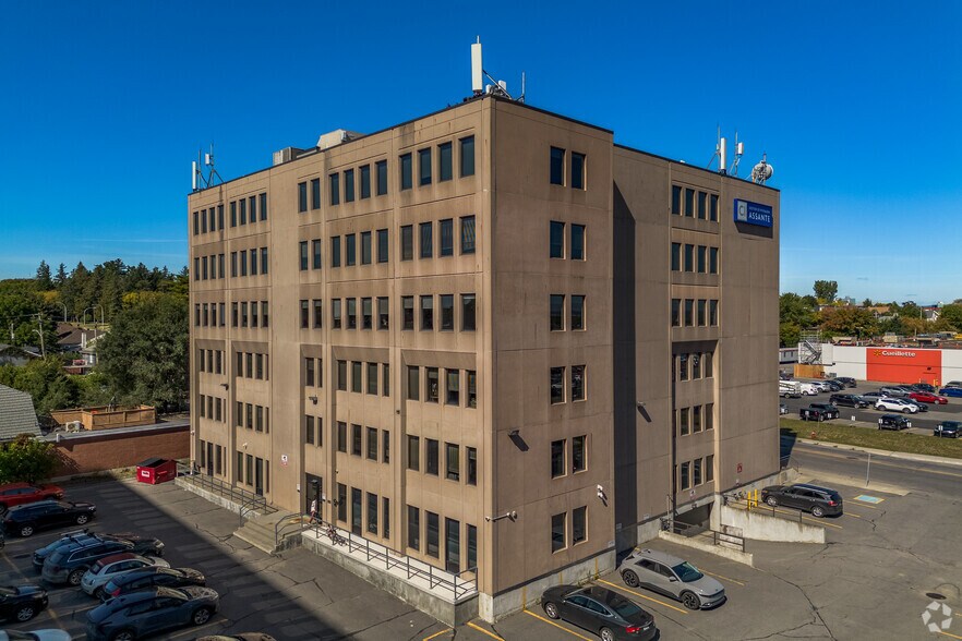 15 Rue Gamelin, Gatineau, QC à louer - Photo de l’immeuble – Image 2 sur 3