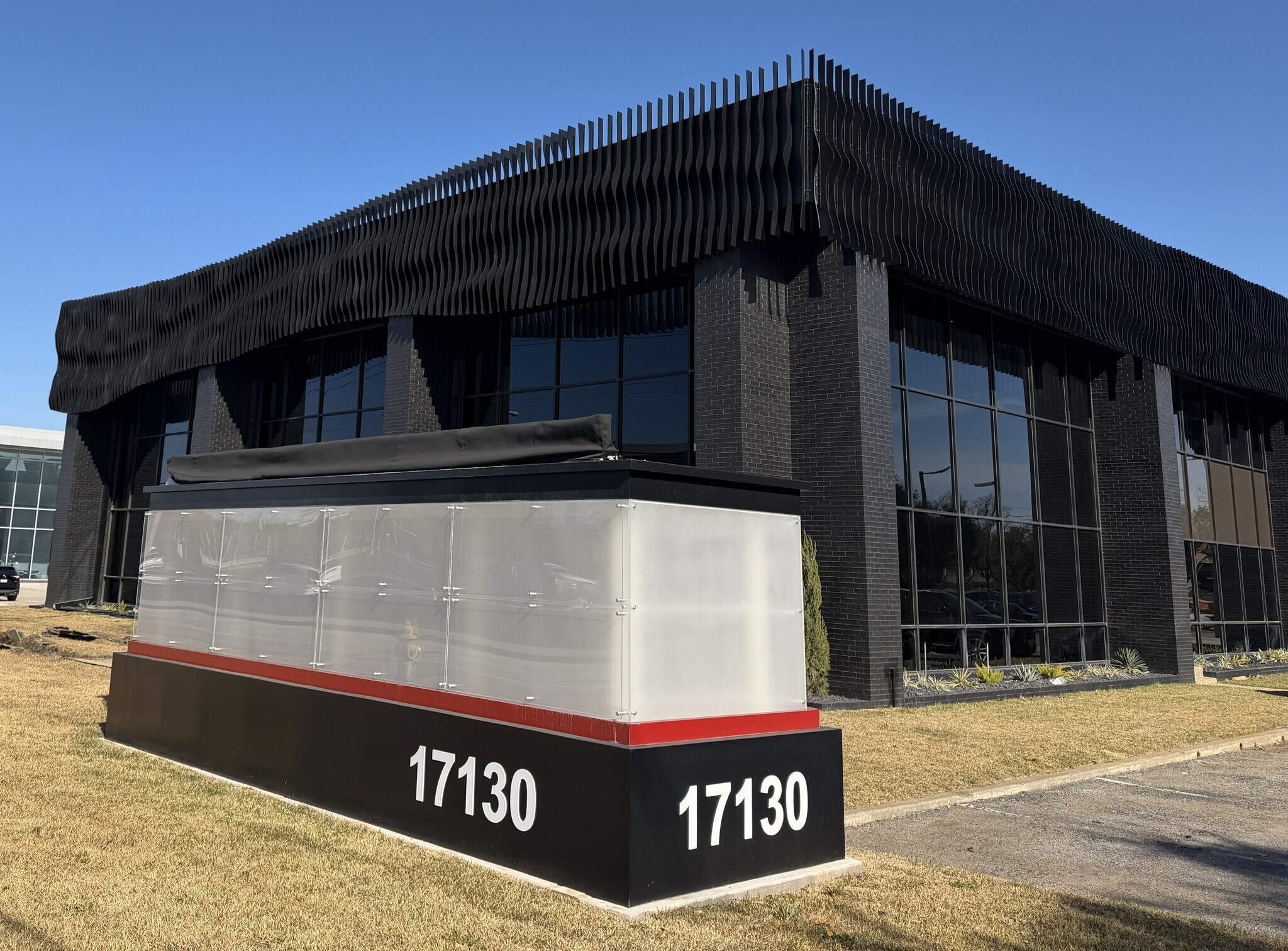 17130 N Dallas Pky, Dallas, TX à vendre Photo principale– Image 1 sur 9