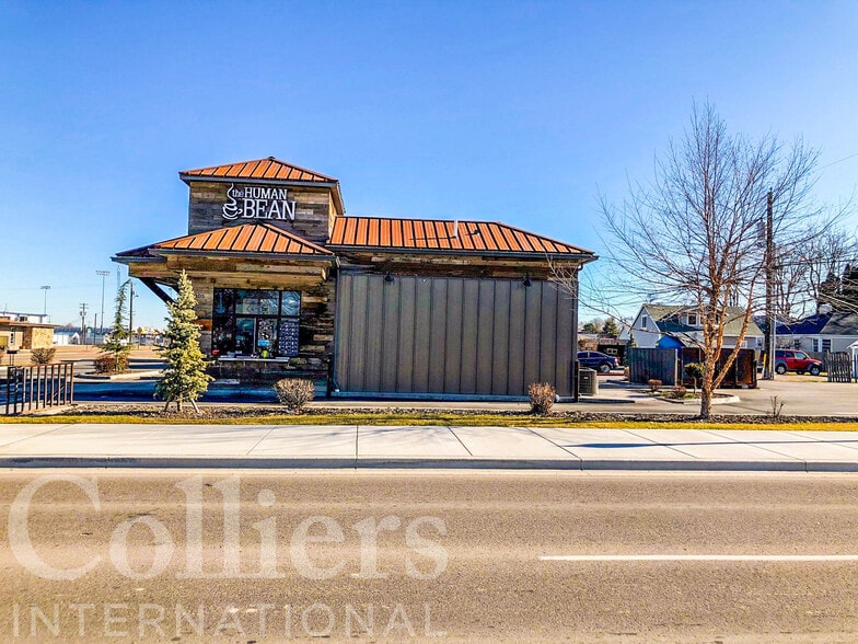 305 S 21st Ave, Caldwell, ID à vendre - Photo de l’immeuble – Image 2 sur 4