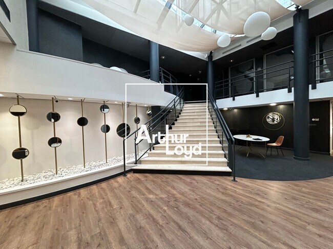 Plus de détails pour 18 Boulevard Lazare Carnot, Toulouse - Bureau à louer