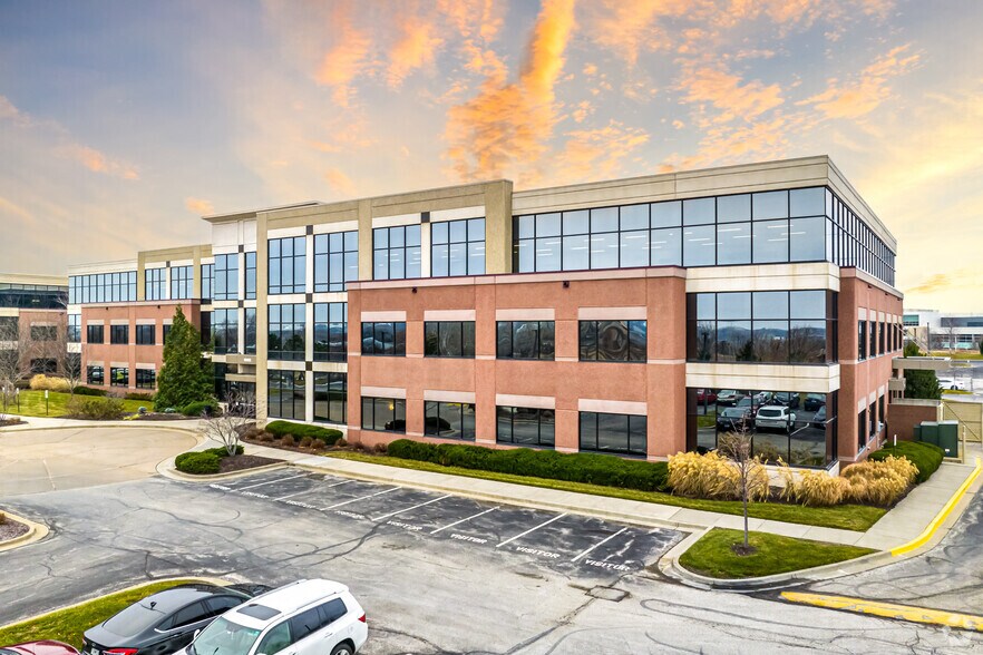 18001 W 106th St, Olathe, KS à louer - Photo de l’immeuble – Image 3 sur 4