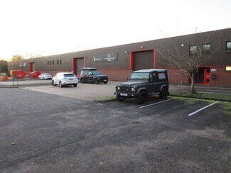 Plus de détails pour Guildford Rd, Horsham - Industriel/Logistique à louer