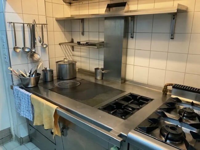 Plus de détails pour Local commercial à louer