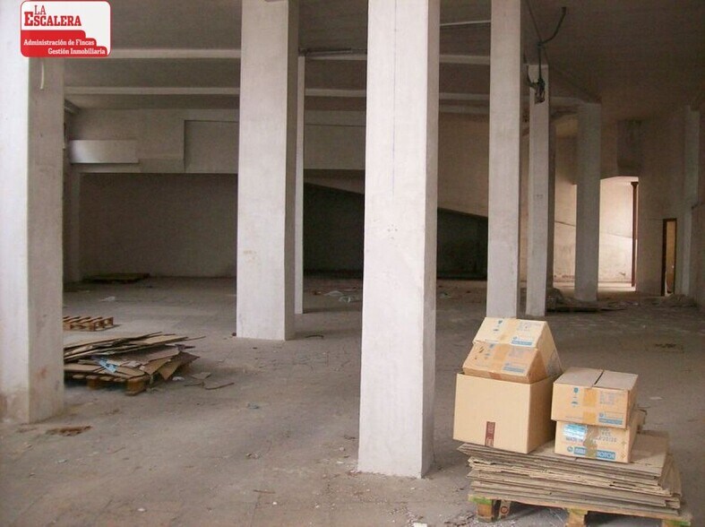Immeuble residentiel dans Onil, Alicante à vendre - Photo intérieure – Image 3 sur 3