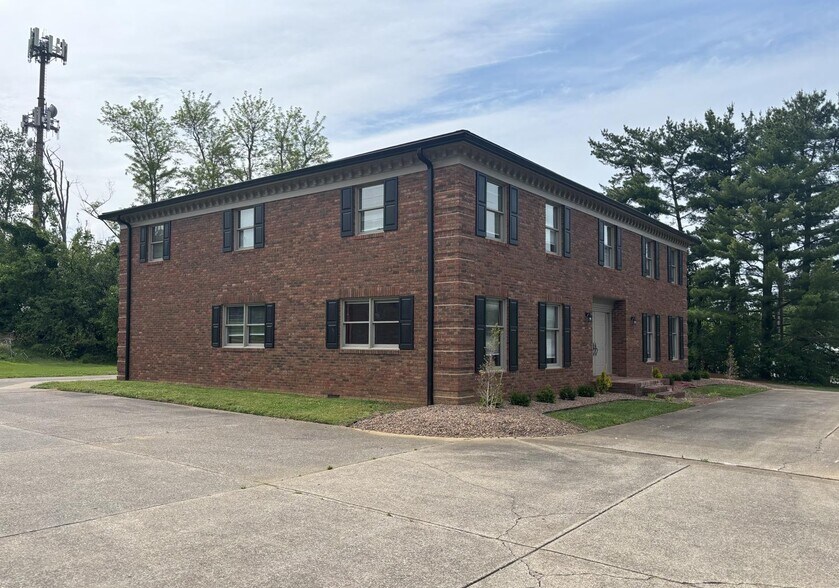 600 Barrett Blvd, Henderson, KY à vendre - Photo de l’immeuble – Image 1 sur 5